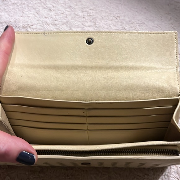 Bottega Veneta Wallet cream/ivory color - Picture 6 of 11